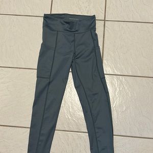 BRAND NEW Aéropostale leggings with pockets
